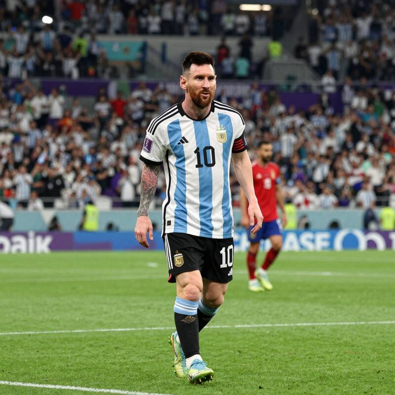 Tây Ban Nha soán ngôi Argentina: Messi lặng lẽ khép lại kỷ nguyên huy hoàng - 4956